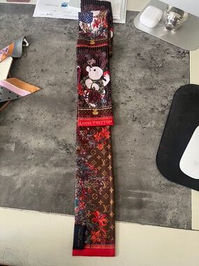 Louis Vuitton Twilly/ Bandora